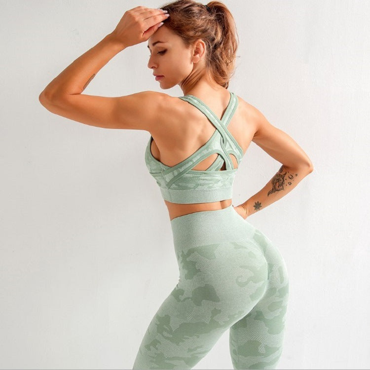 Three-piece camouflage yoga suit