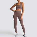 Seamless Hip-Lifting Fitness Yoga Suit Pure Color Sports Quick-Drying Yoga Suit