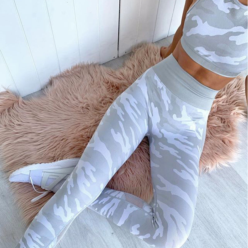 Mesh panel camouflage Yoga suit